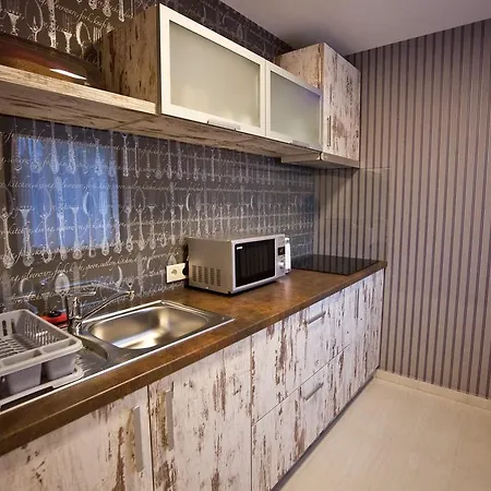 Levendula Apartmanhaz Sarvar